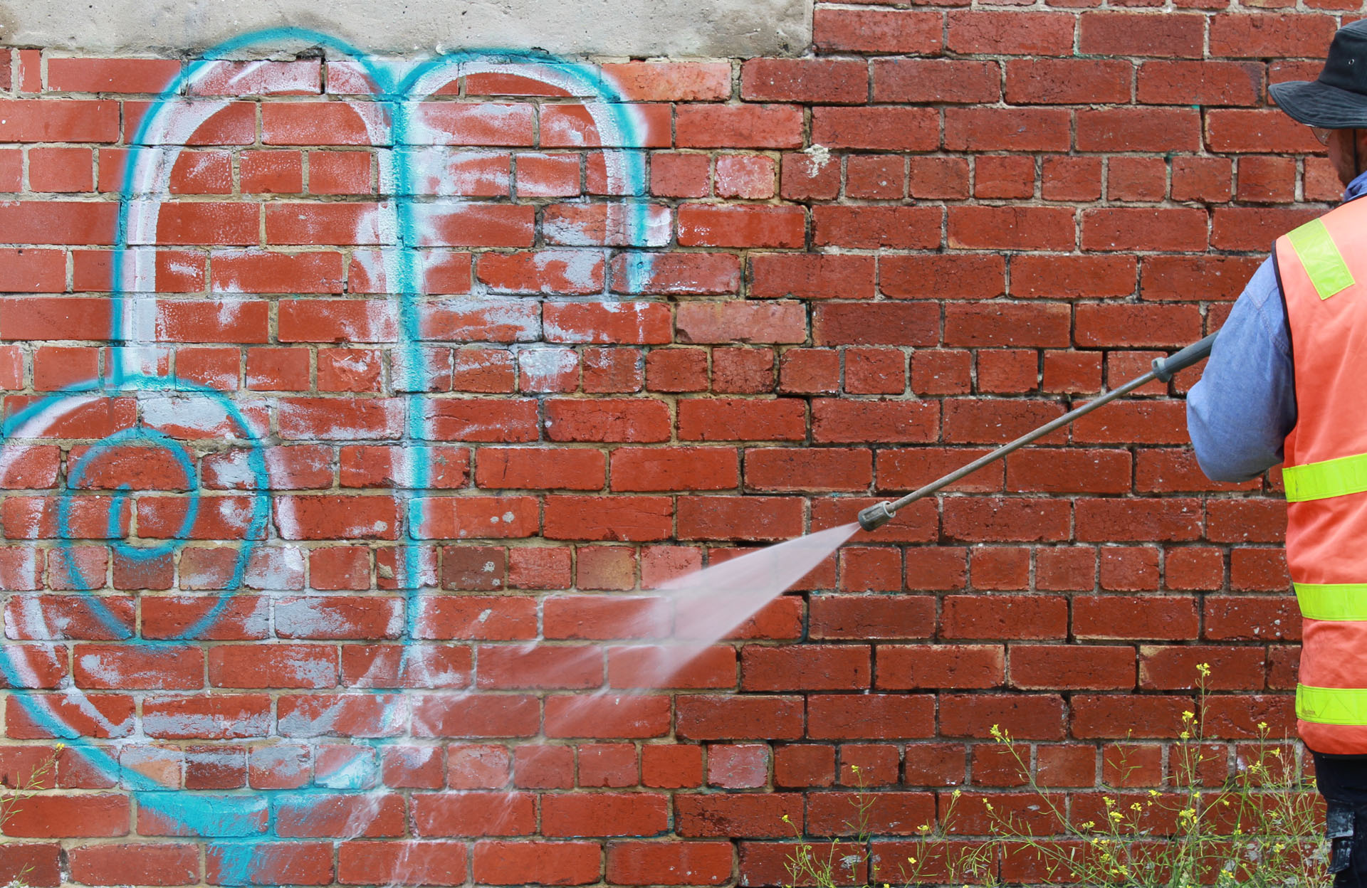 Graffiti Removal At Geelong Council Park - Network Graffiti Control